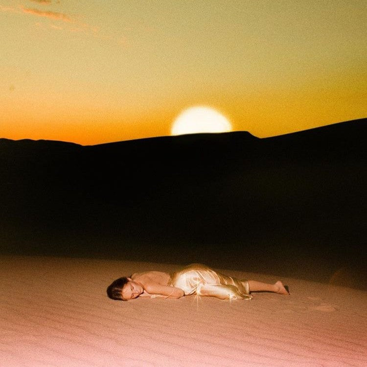 'SANS SOLEIL'